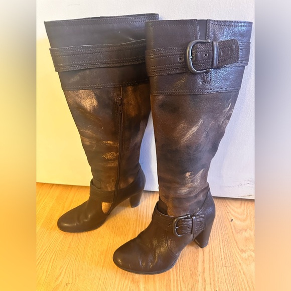 Born Crown Womens Kimber Boots Brown Suede Stacked Heels Buckle Side Zipper 8 M - Picture 3 of 14